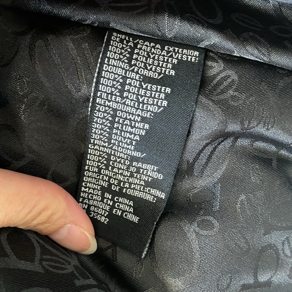 Bebe Puff Jacket wit fur lined hood. - Picture 3 of 12